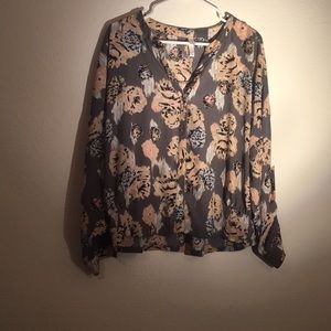 Mossimo flowy button up shirt with floral print